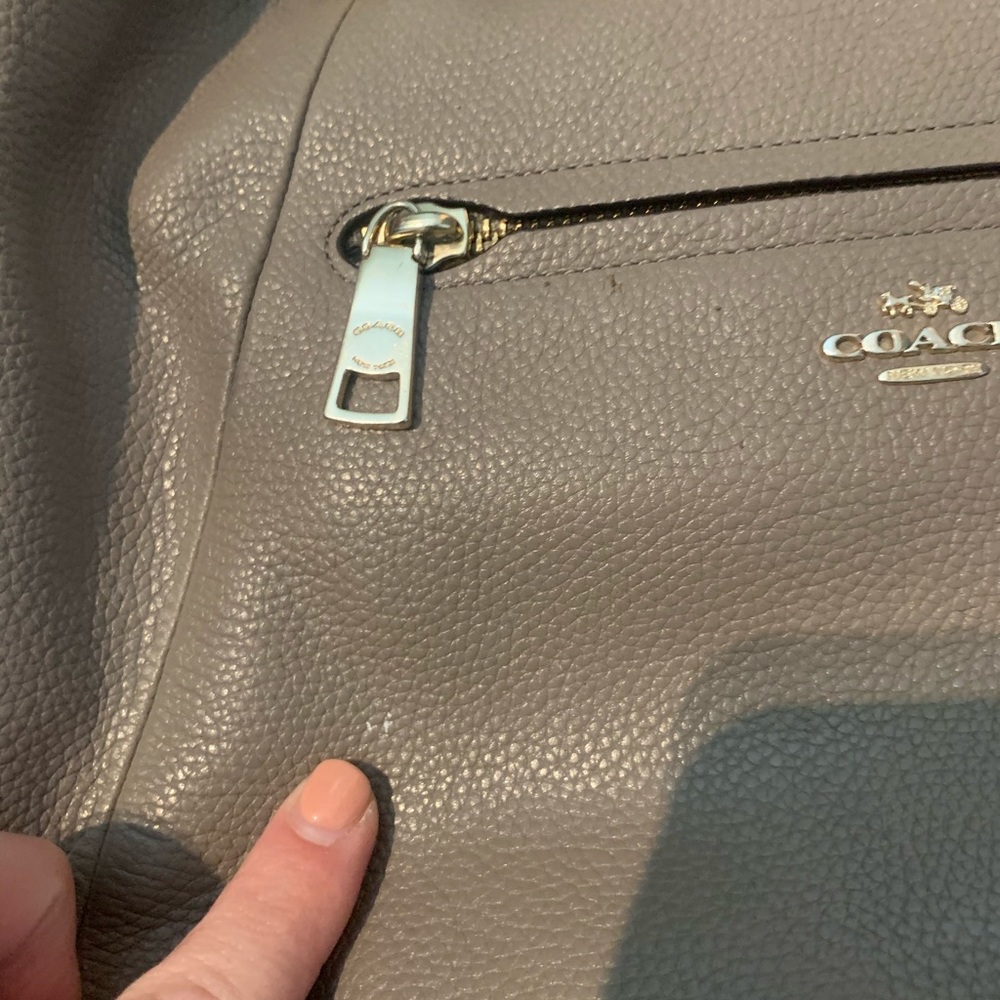 Coach Shoulder Bag - Picture 4 of 5